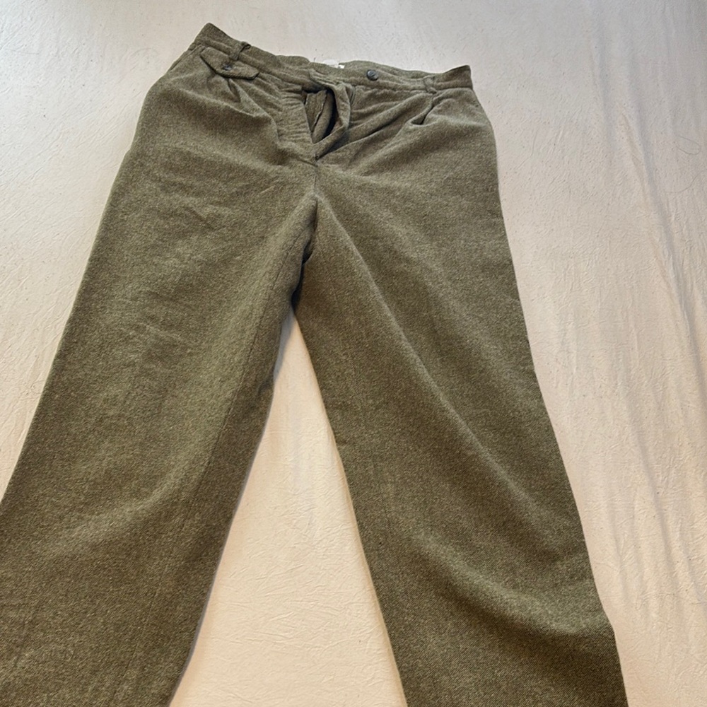 Liz Claiborne Green Chinos Relaxed Fit